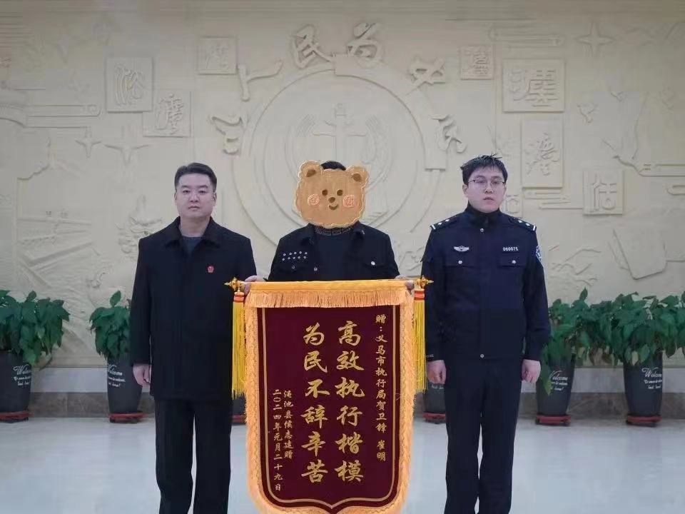 629383144.jpg